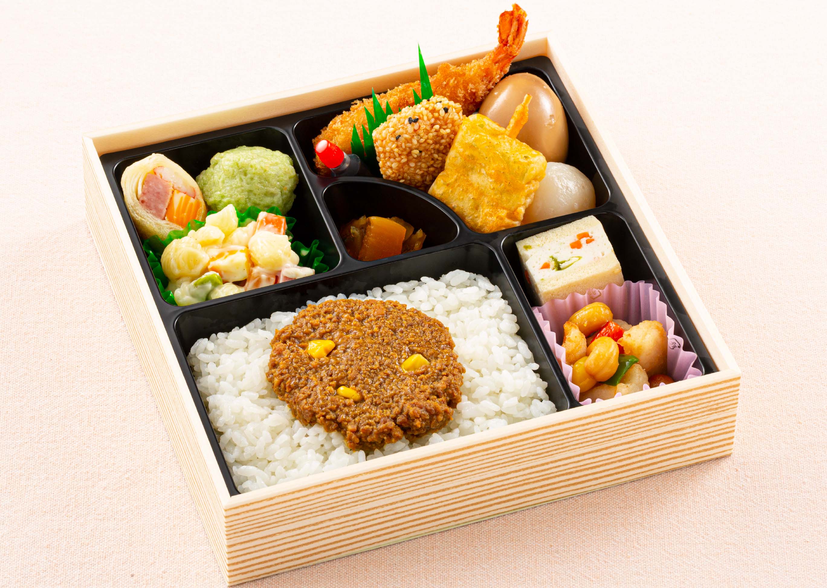 津多屋 ドライカレー幕の内弁当